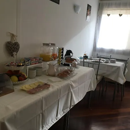 Marisa Couette-café Tempio Pausania